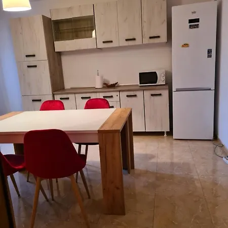 Adina 艾福雷诺德